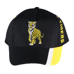 Casquette noire au style sportif avec d’un tigre brodé et de bandes jaune et blanche.
